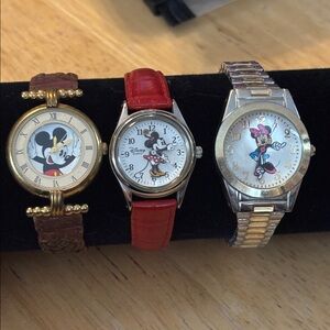 DISNEY set of 3 Mickey and Minnie Mouse Watches Includes 2 VINTAGE watch tins